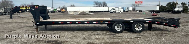 image for item OI9546 2014 Big Tex 22GN-25BK+5 equipment trailer