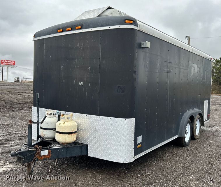image for item OI9573 1996 Pace American enclosed cargo trailer