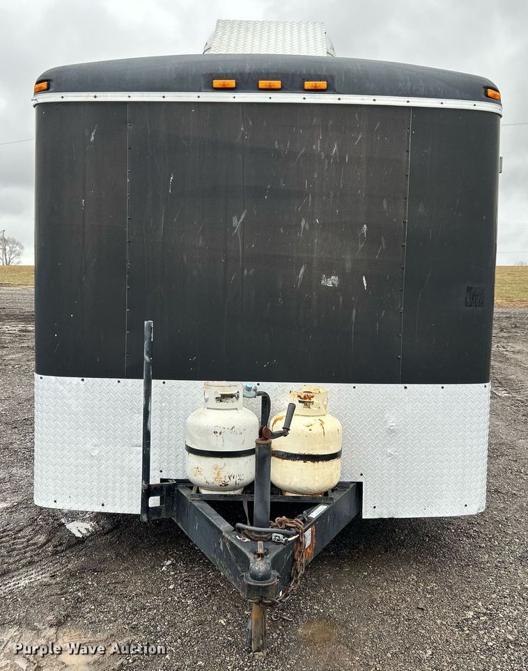 image for item OI9573 1996 Pace American enclosed cargo trailer