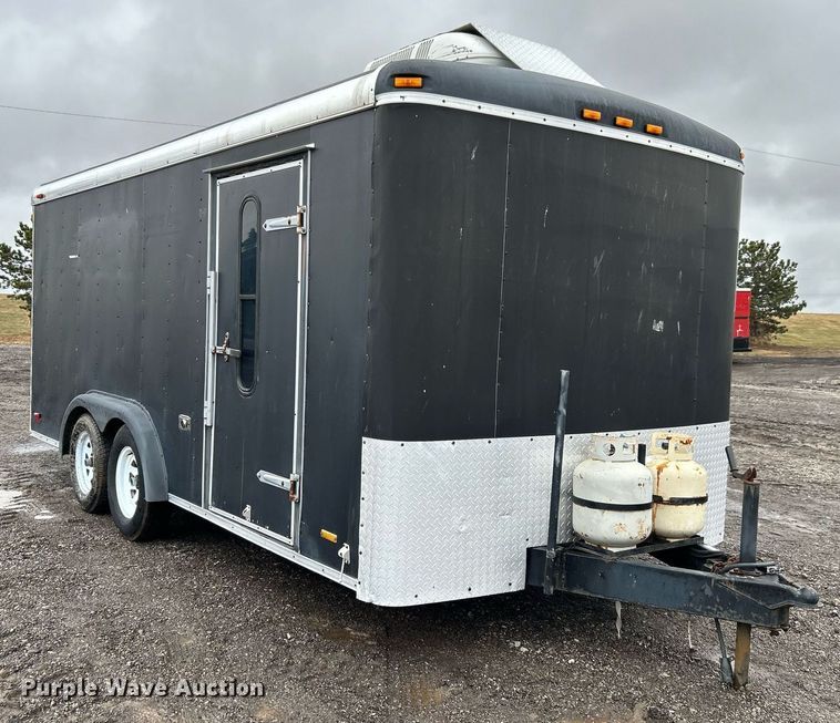 image for item OI9573 1996 Pace American enclosed cargo trailer