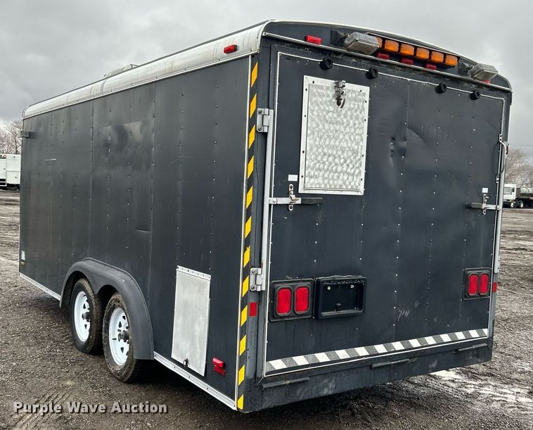 image for item OI9573 1996 Pace American enclosed cargo trailer