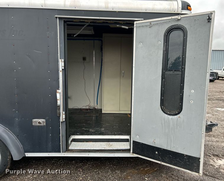 image for item OI9573 1996 Pace American enclosed cargo trailer