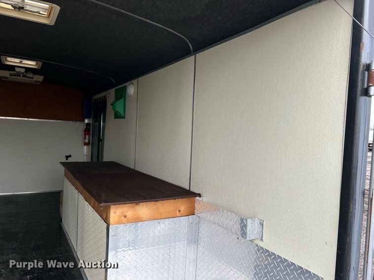 image for item OI9573 1996 Pace American enclosed cargo trailer