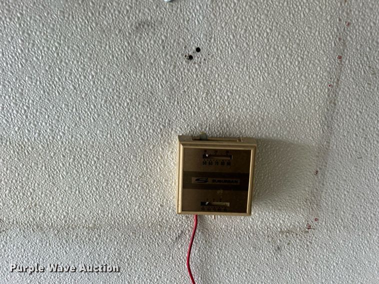 image for item OI9573 1996 Pace American enclosed cargo trailer