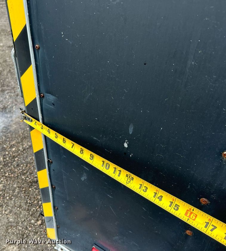 image for item OI9573 1996 Pace American enclosed cargo trailer