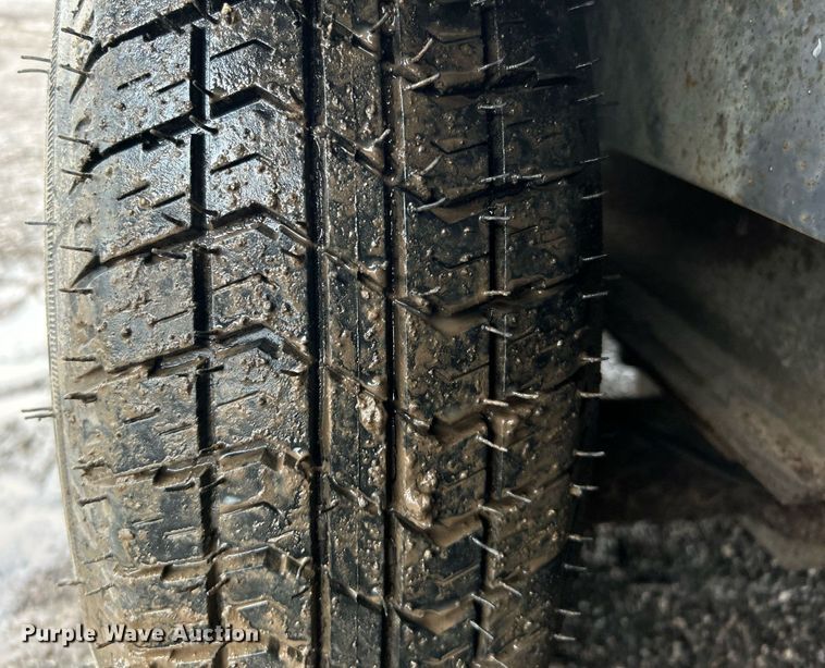 image for item OI9573 1996 Pace American enclosed cargo trailer