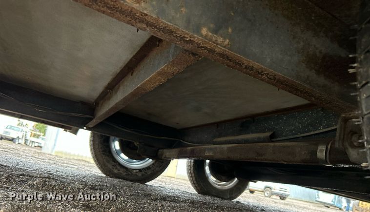 image for item OI9573 1996 Pace American enclosed cargo trailer