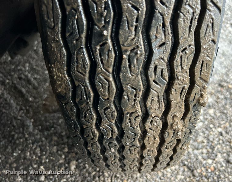 image for item OI9573 1996 Pace American enclosed cargo trailer