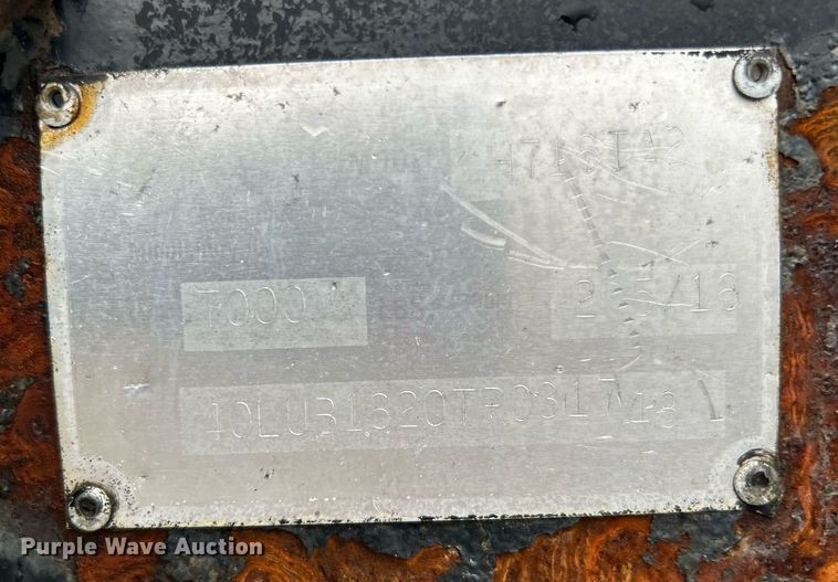 image for item OI9573 1996 Pace American enclosed cargo trailer