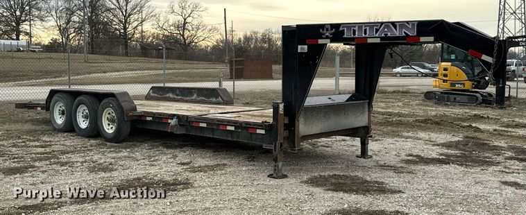 image for item OJ9463 2013 Titan equipment trailer