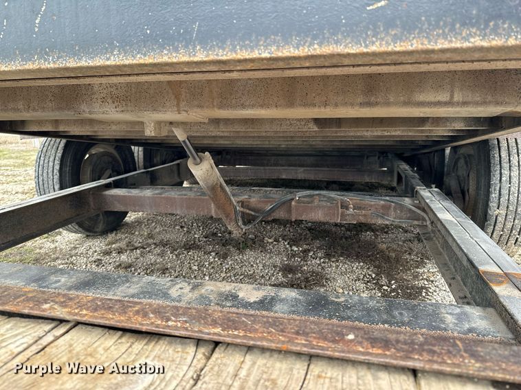 image for item OJ9463 2013 Titan equipment trailer