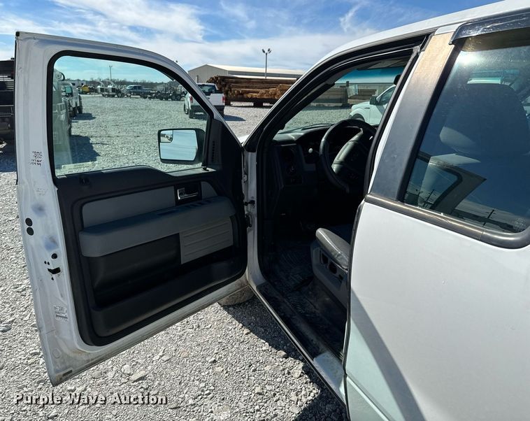 image for item OJ9479 2012 Ford F150 XL SuperCab pickup truck