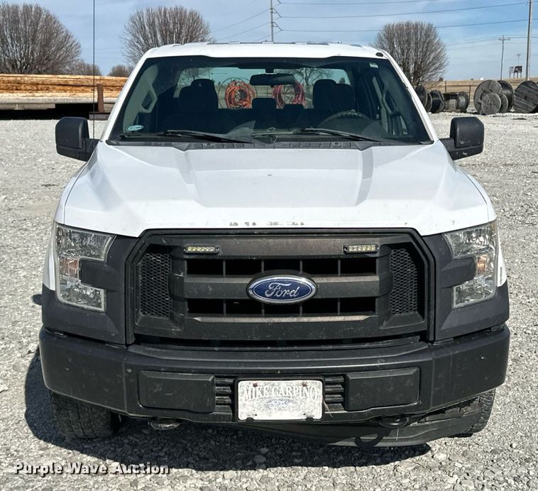image for item OJ9483 2016 Ford  F150 XL SuperCab pickup truck