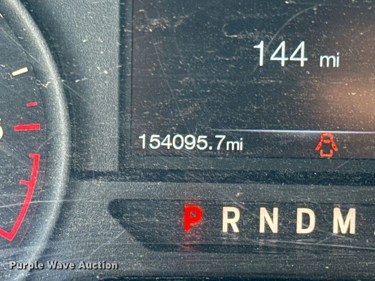 image for item OJ9483 2016 Ford  F150 XL SuperCab pickup truck