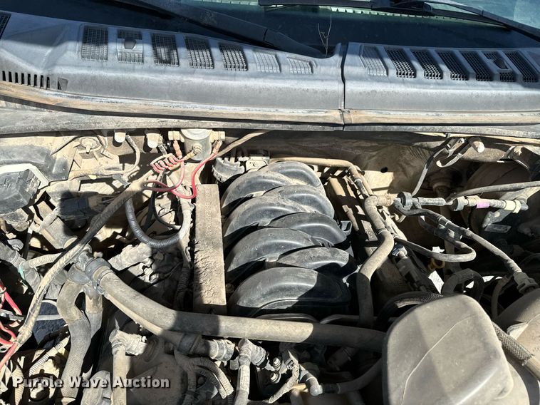 image for item OJ9483 2016 Ford  F150 XL SuperCab pickup truck