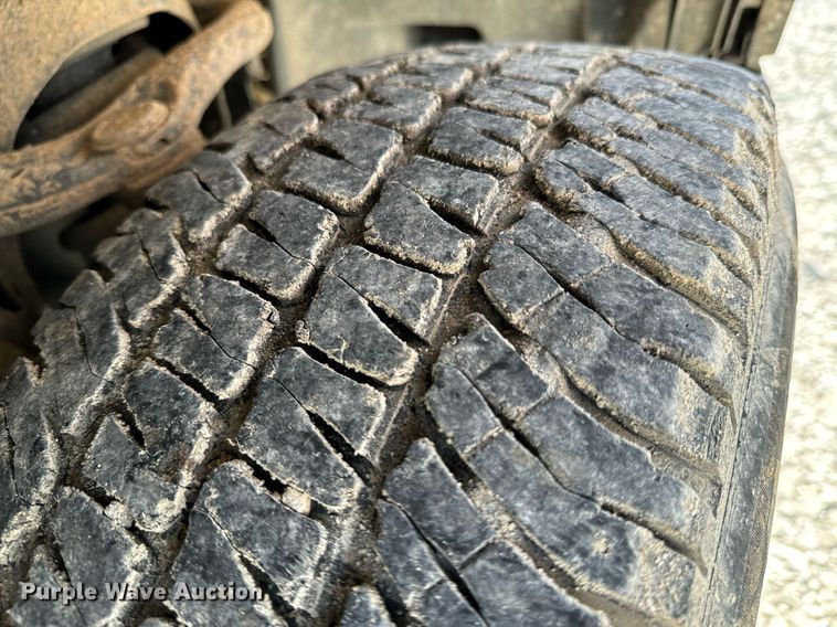 image for item OJ9483 2016 Ford  F150 XL SuperCab pickup truck