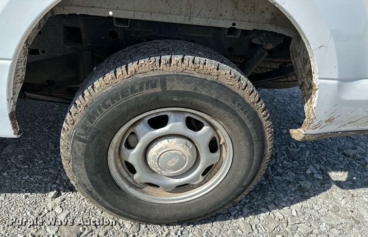 image for item OJ9483 2016 Ford  F150 XL SuperCab pickup truck