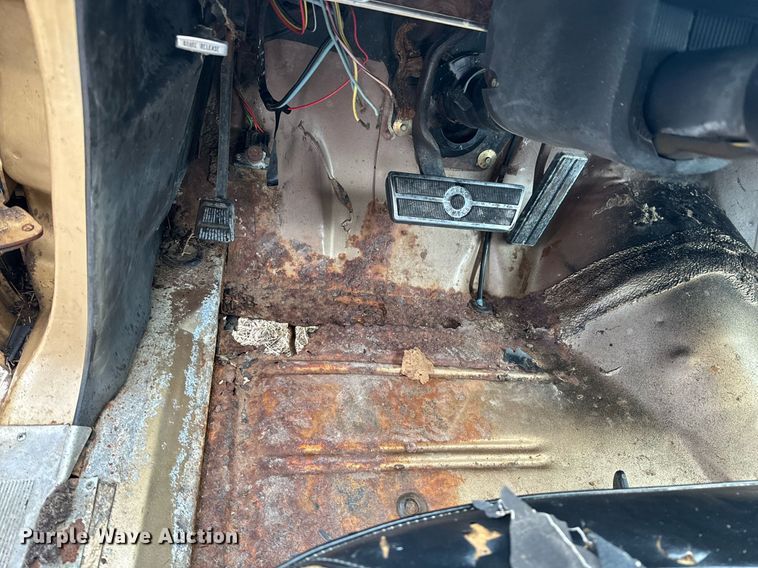 image for item OJ9535 1968 Ford  Country Sedan 