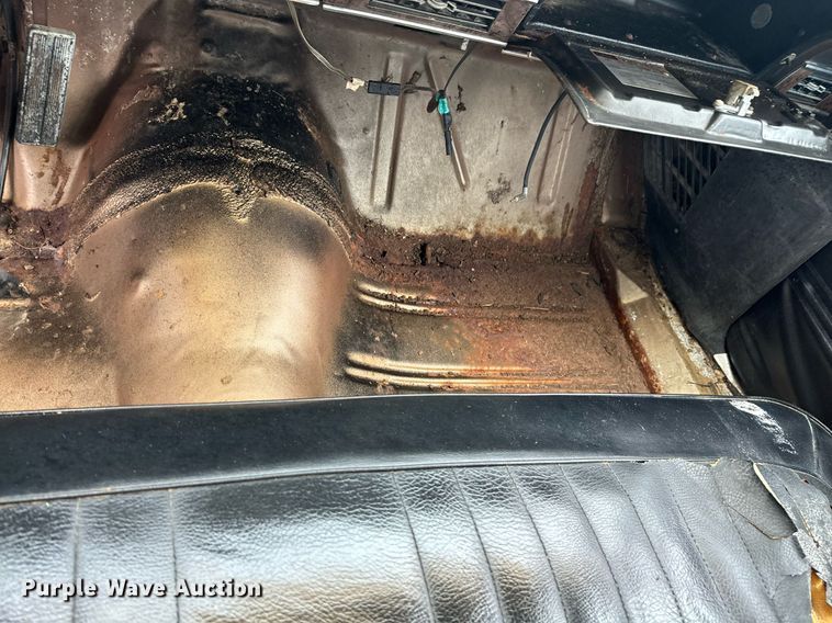 image for item OJ9535 1968 Ford  Country Sedan 