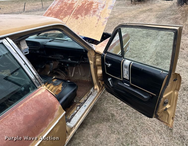 image for item OJ9535 1968 Ford  Country Sedan 