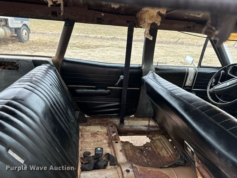 image for item OJ9535 1968 Ford  Country Sedan 