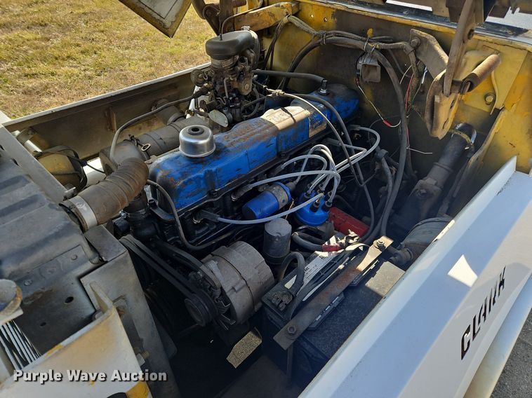 image for item OJ9725 Clark 4403 aircraft tug