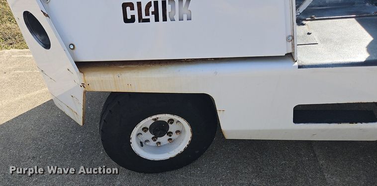 image for item OJ9725 Clark 4403 aircraft tug