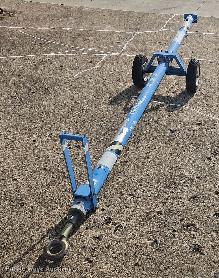 image for item OJ9732 Tronair 01-1291-0010 aircraft tow bar