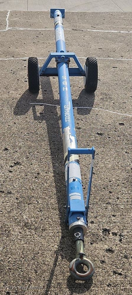 image for item OJ9732 Tronair 01-1291-0010 aircraft tow bar