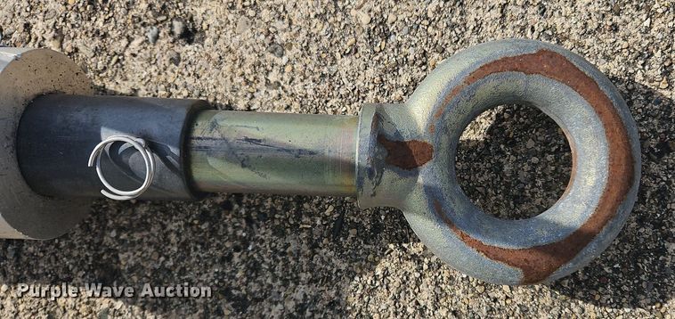 image for item OJ9732 Tronair 01-1291-0010 aircraft tow bar