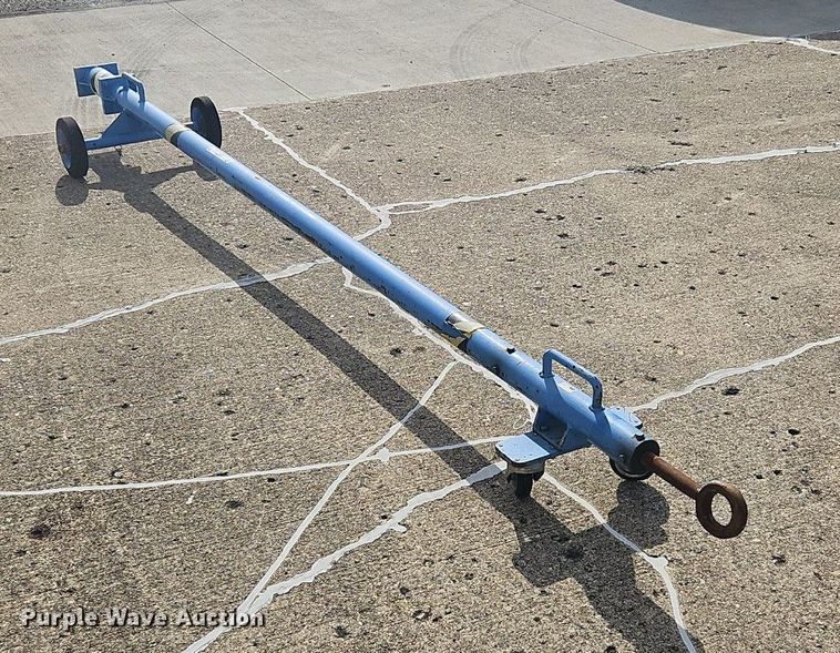 image for item OJ9734 Tronair  aircraft tow bar