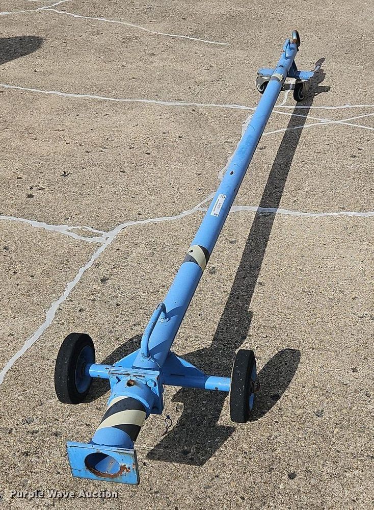 image for item OJ9734 Tronair  aircraft tow bar