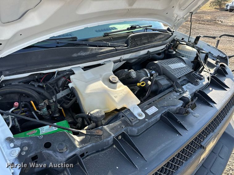 image for item OM9788 2007 Chevrolet  Express 3500 school bus