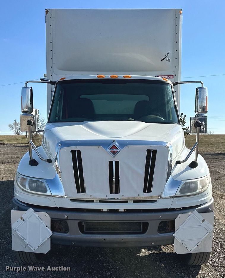 image for item OM9789 2016 International  4400 SBA side curtain box truck