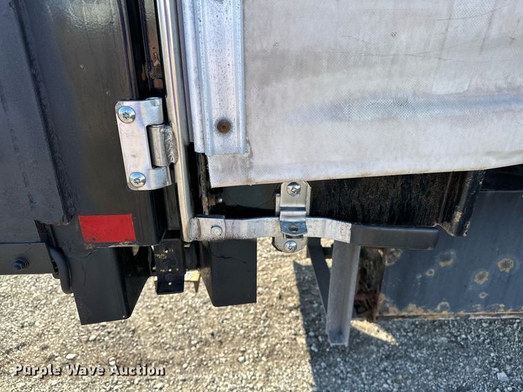 image for item OM9789 2016 International  4400 SBA side curtain box truck