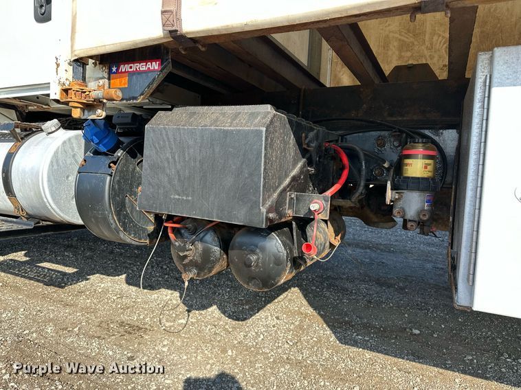 image for item OM9789 2016 International  4400 SBA side curtain box truck