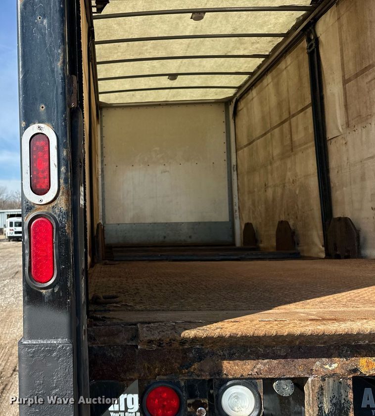 image for item OM9789 2016 International  4400 SBA side curtain box truck