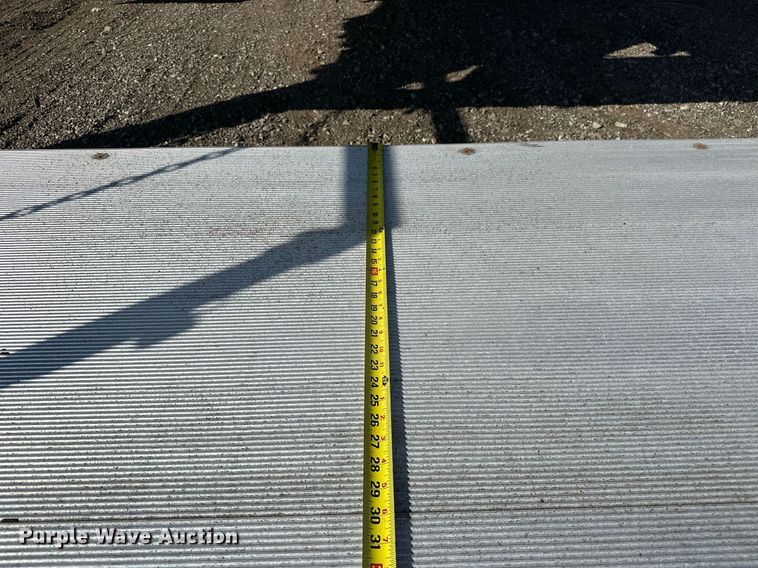 image for item OM9789 2016 International  4400 SBA side curtain box truck