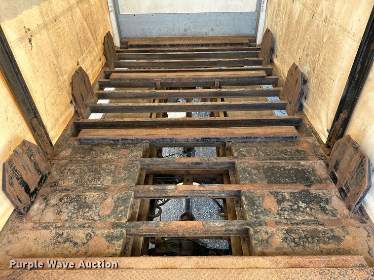 image for item OM9789 2016 International  4400 SBA side curtain box truck