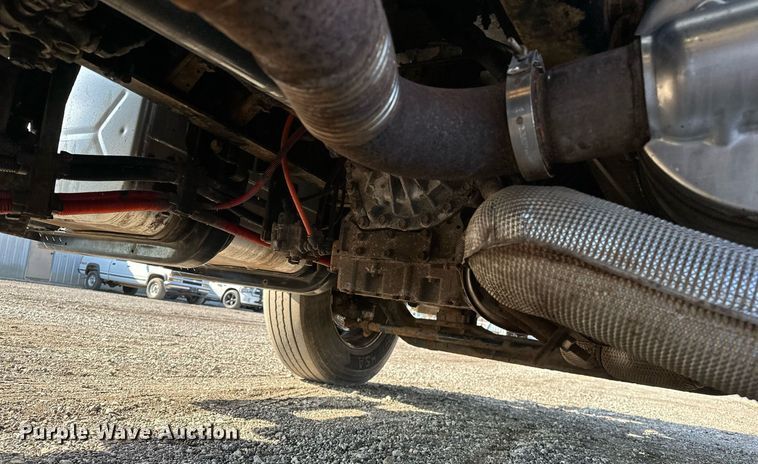 image for item OM9789 2016 International  4400 SBA side curtain box truck