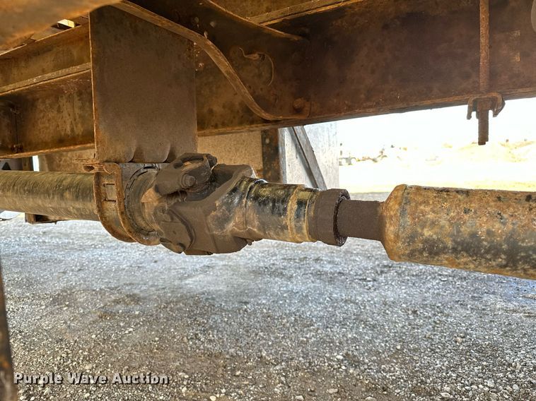 image for item OM9789 2016 International  4400 SBA side curtain box truck