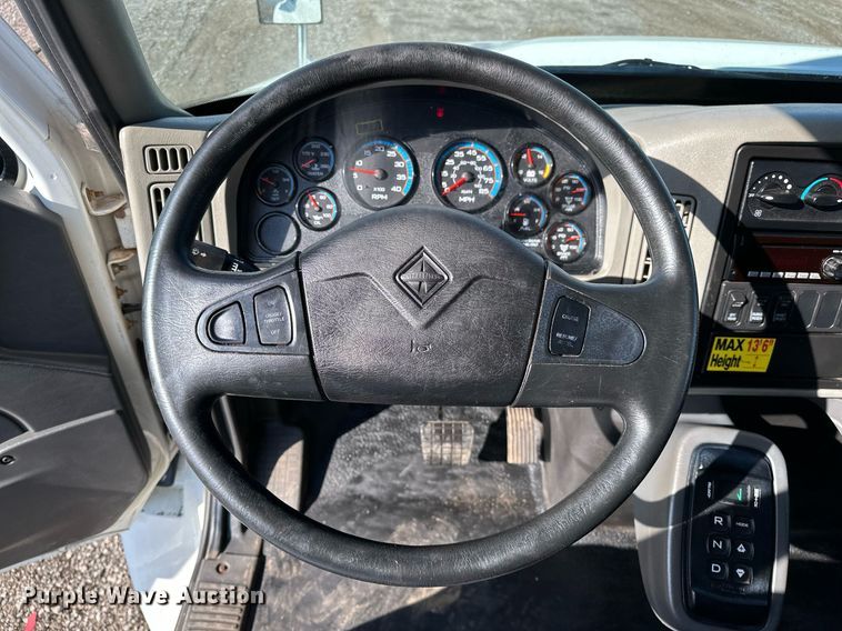 image for item OM9789 2016 International  4400 SBA side curtain box truck