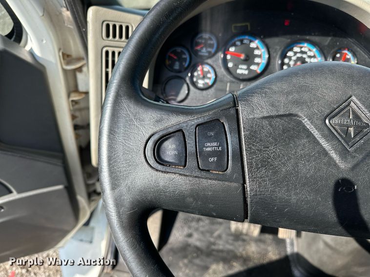 image for item OM9789 2016 International  4400 SBA side curtain box truck