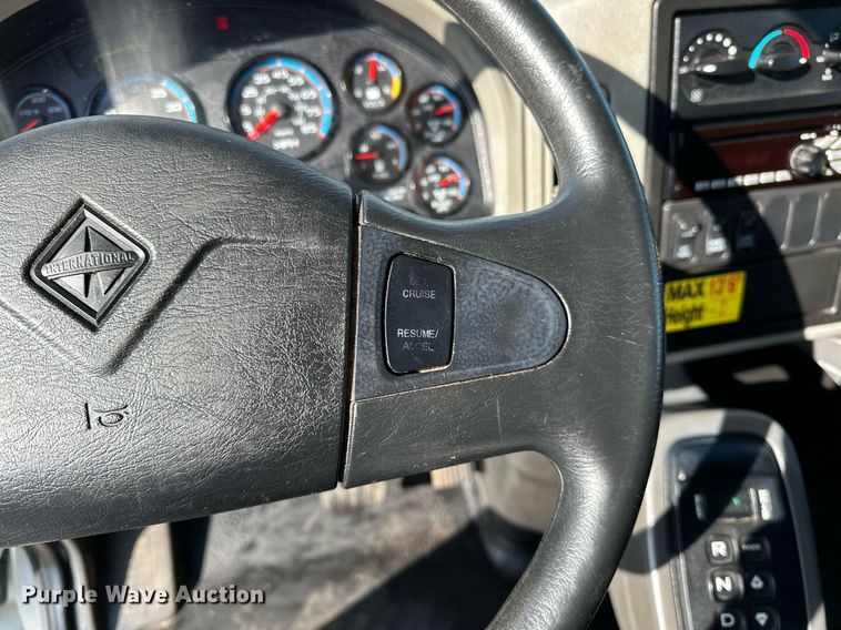 image for item OM9789 2016 International  4400 SBA side curtain box truck