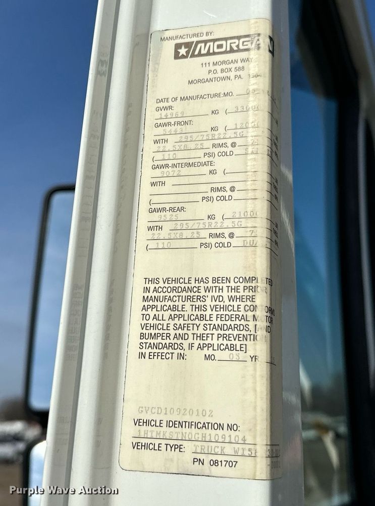 image for item OM9789 2016 International  4400 SBA side curtain box truck