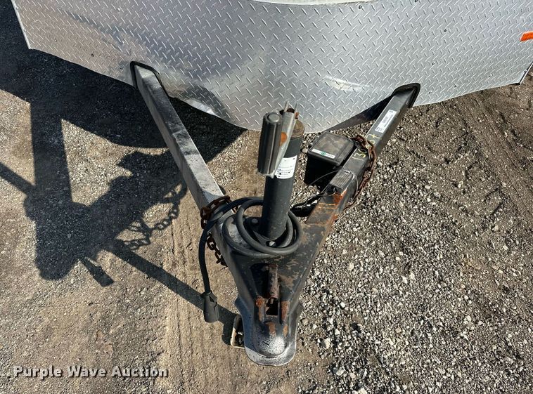 image for item OM9797 2013 Wells Cargo enclosed cargo trailer