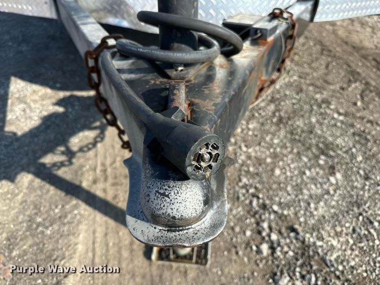 image for item OM9797 2013 Wells Cargo enclosed cargo trailer