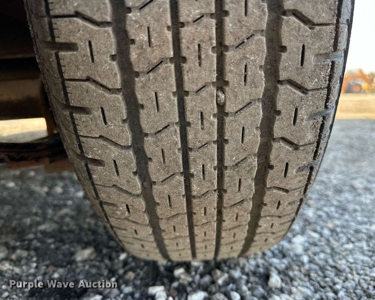 image for item OM9797 2013 Wells Cargo enclosed cargo trailer