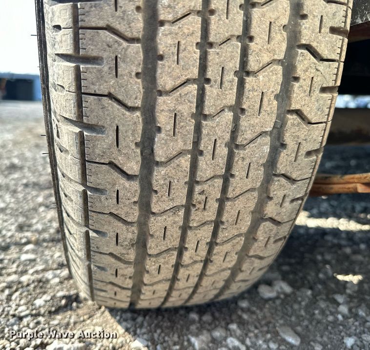 image for item OM9797 2013 Wells Cargo enclosed cargo trailer