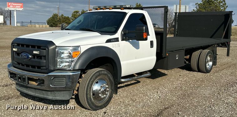 image for item OM9799 2015 Ford F450 Super Duty flatbed truck